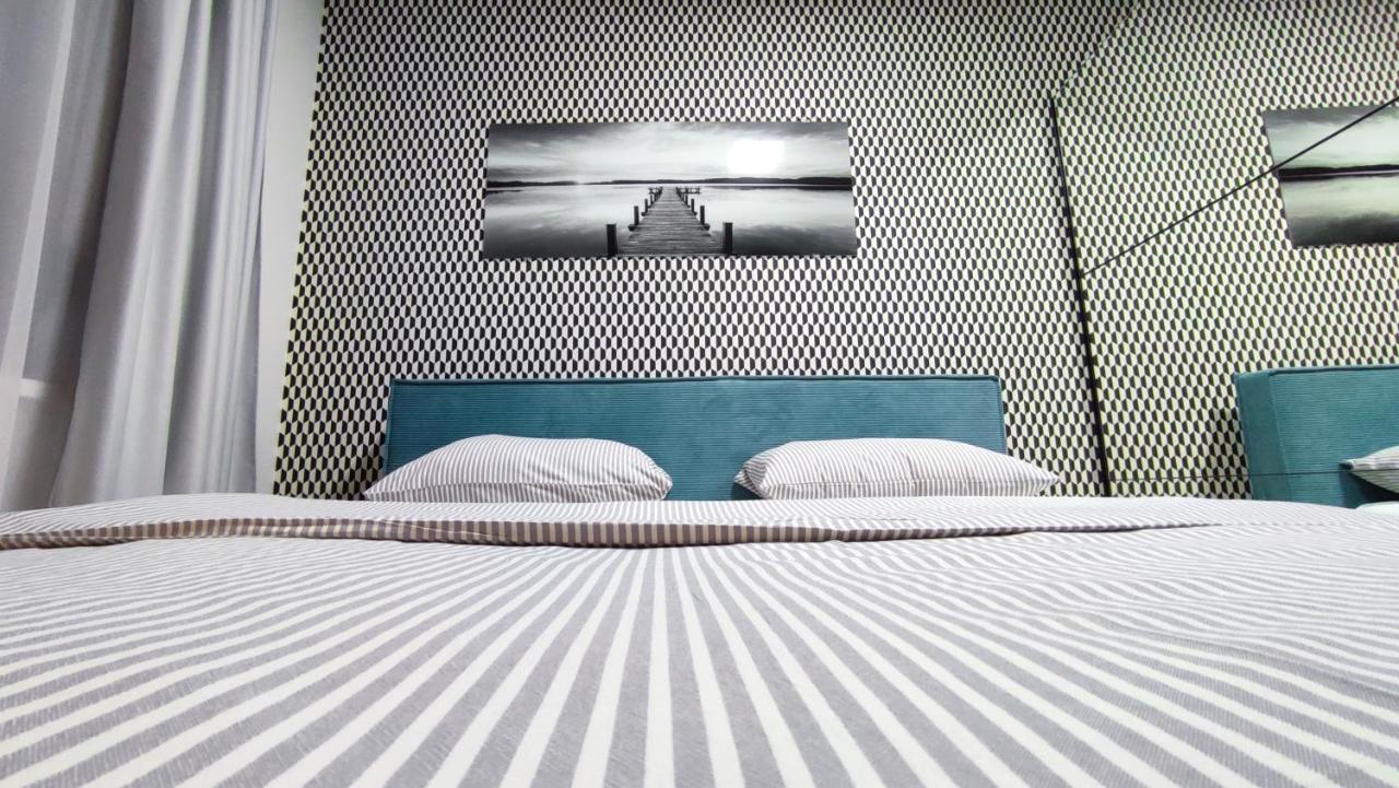 House Of Mac Apartments Ni Екстериор снимка